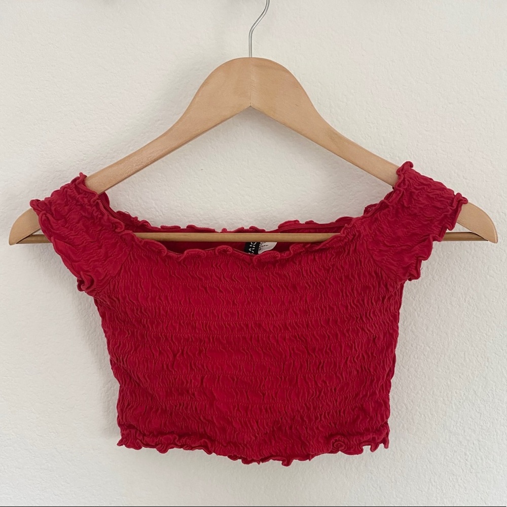 H&M crepe-lined crop top